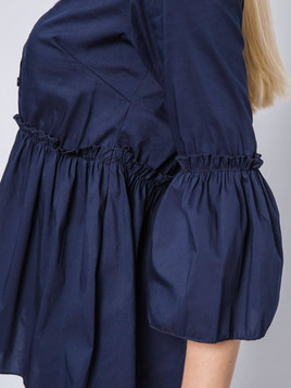 Bluzka z falbanką i sznurowanym dekoltem granatowa