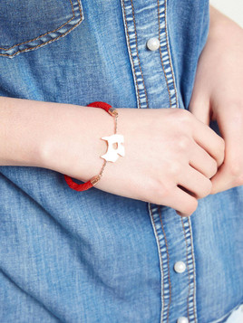 Bransoletka ze złotym psem czerwona