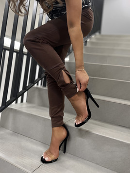 Spodnie brązowe Och Bella BL-1002.brown 