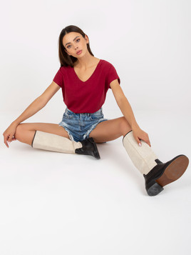 Bordowy bawełniany t-shirt w serek BASIC