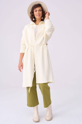 Ekru płaszcz z kieszeniami Blue Shadow