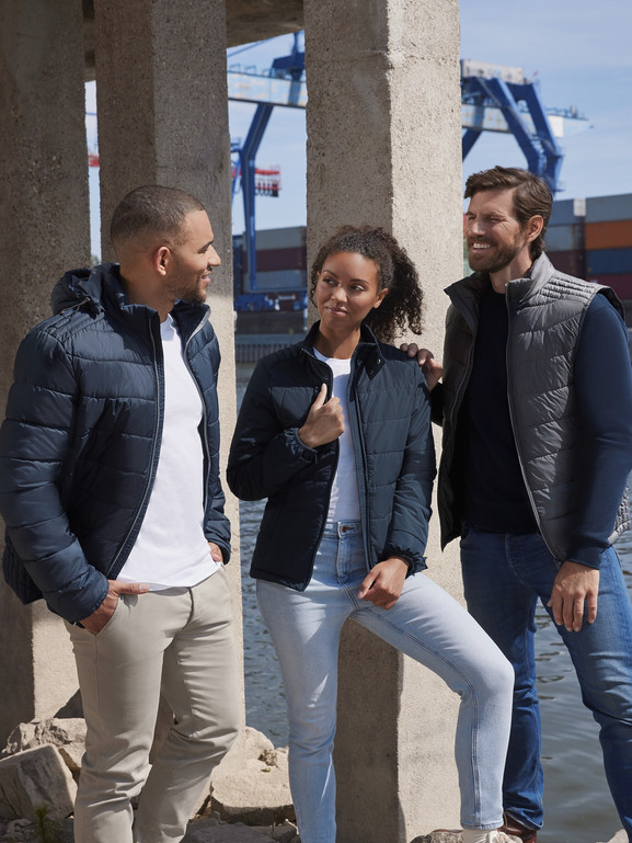 Granatowa kurtka męska Nano Jacket Russell