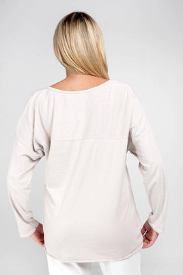 Beżowa bluzka z nadrukiem z domieszką lnu