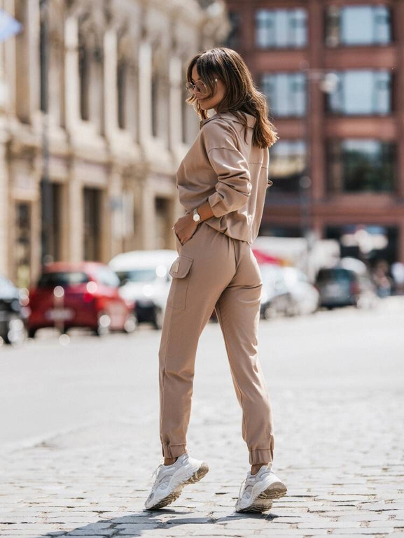 Beżowa kurtka luźna na zamek Cocomore