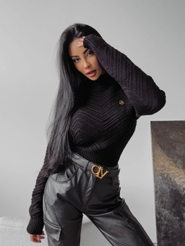 Czarny golf EMMIE OLAVOGA