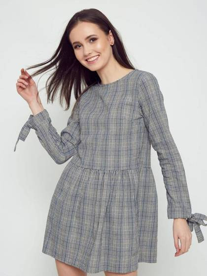 Sukienka w kratkę glen odcinana w pasie szara