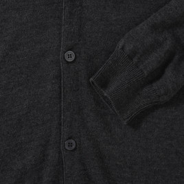 Antracytowy kardigan męski w szpic Russell