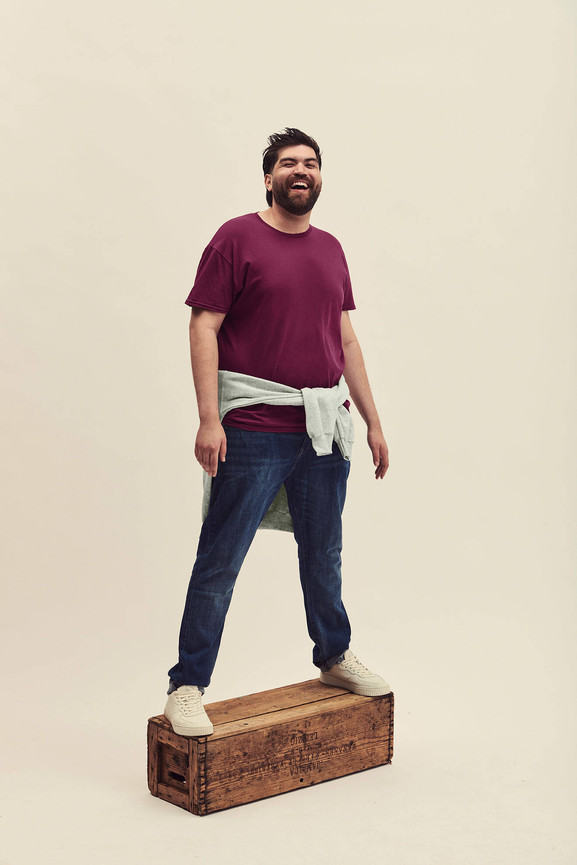 Burgundowa koszulka męska z czesanej bawełny Iconic rękawem Fruit of the Loom