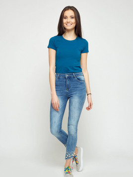 Jeansy zdobione przetarciami i perełkami niebieskie