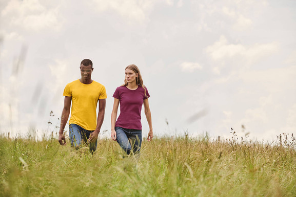Żółta koszulka męska z czesanej bawełny Iconic rękawem Fruit of the Loom